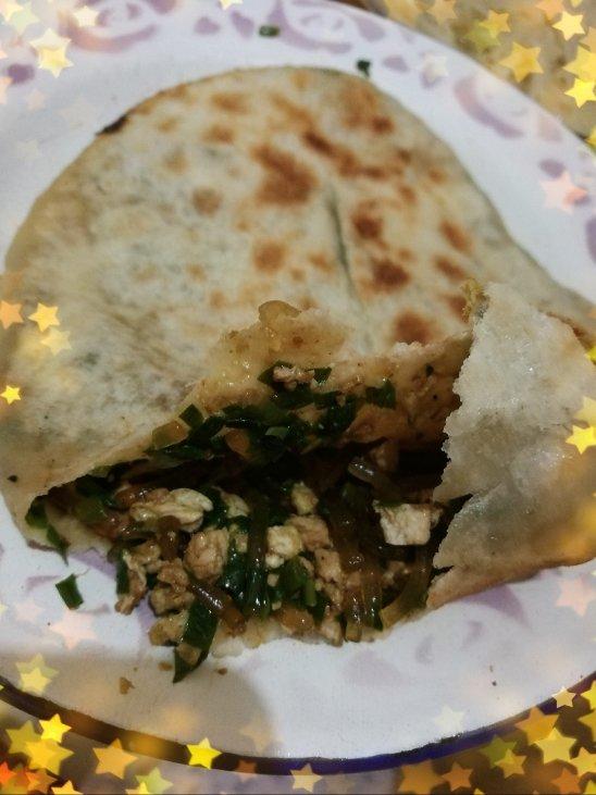 吹弹可破薄皮大馅的素馅饼
