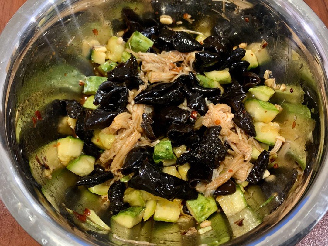 爽口金针菇拌黄瓜🥒