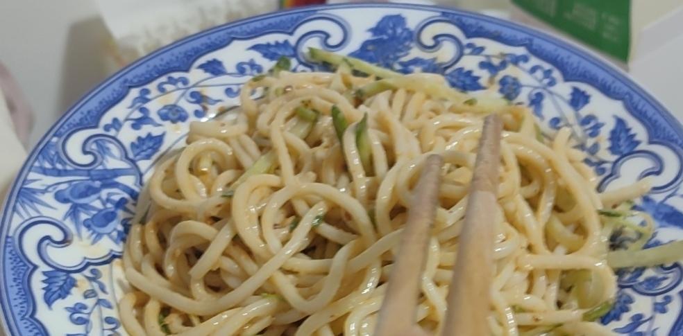 麻酱凉面的做法