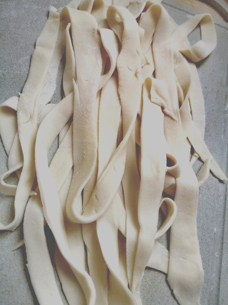 纯手工鲜宽面的做法 步骤3