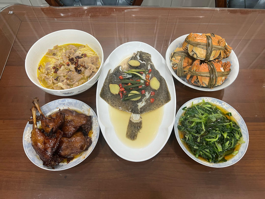 传统正宗的啤酒鸭配方和做法，鲜嫩香浓，只需炒千万不要焯水