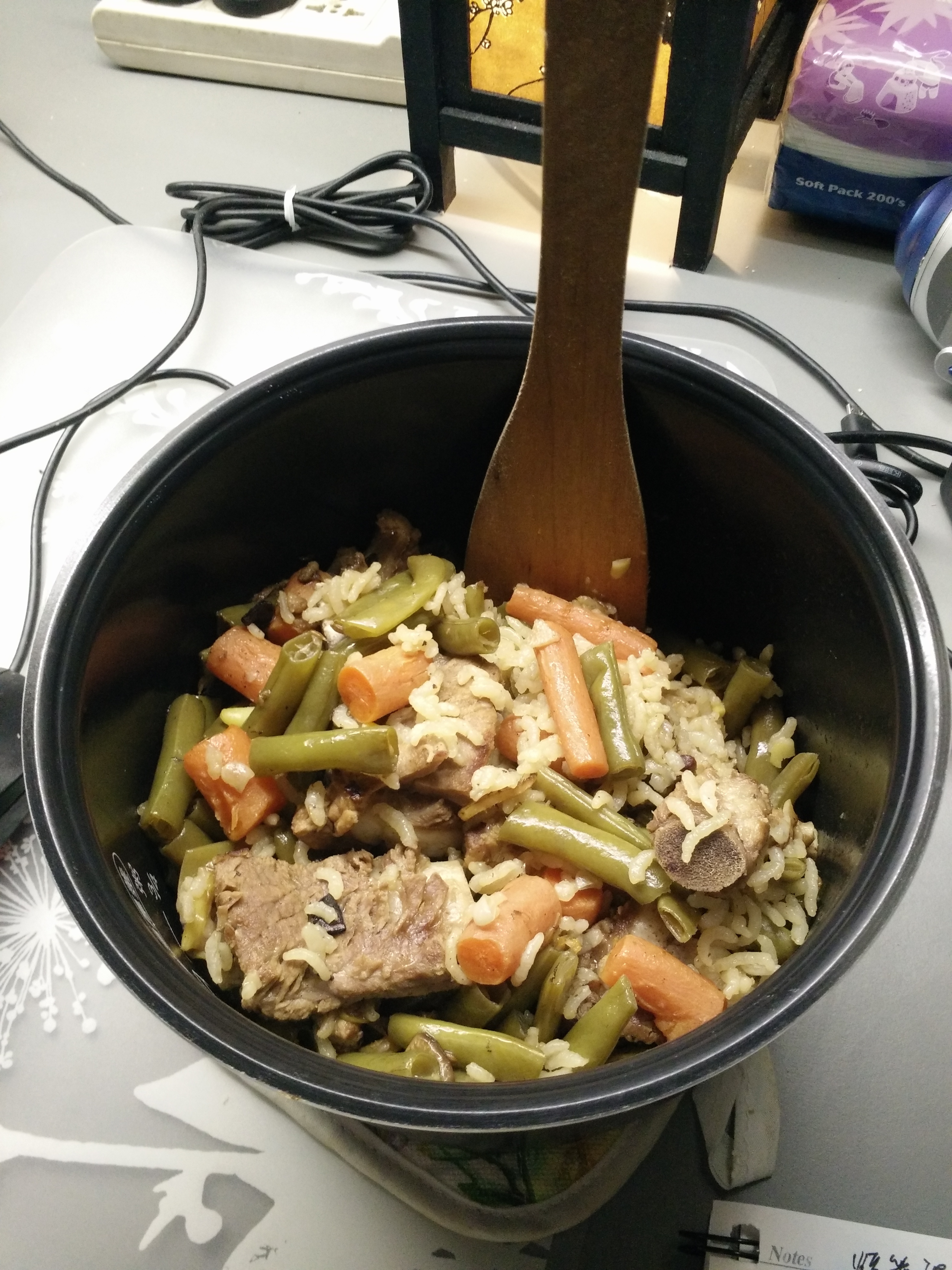 喷香排骨焖饭（爆好吃）