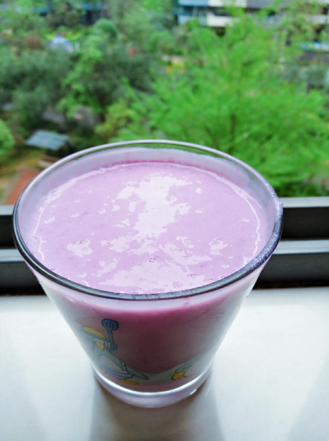 小猪食堂做的紫薯牛奶