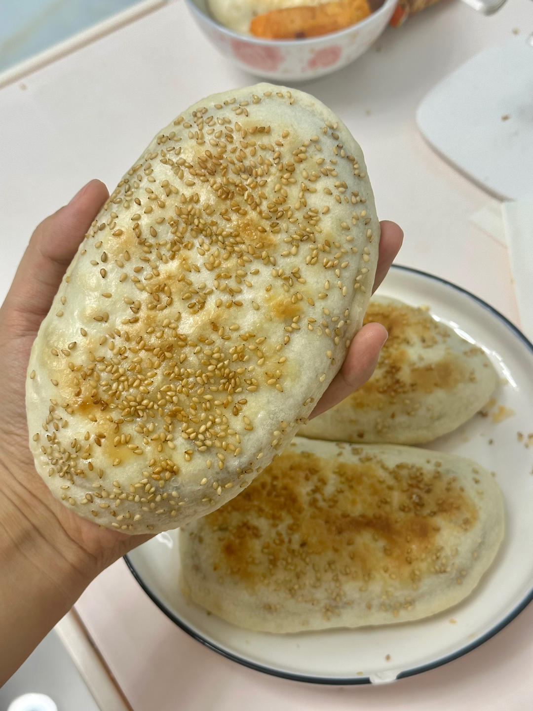 街边印象小吃掉渣红糖酥饼