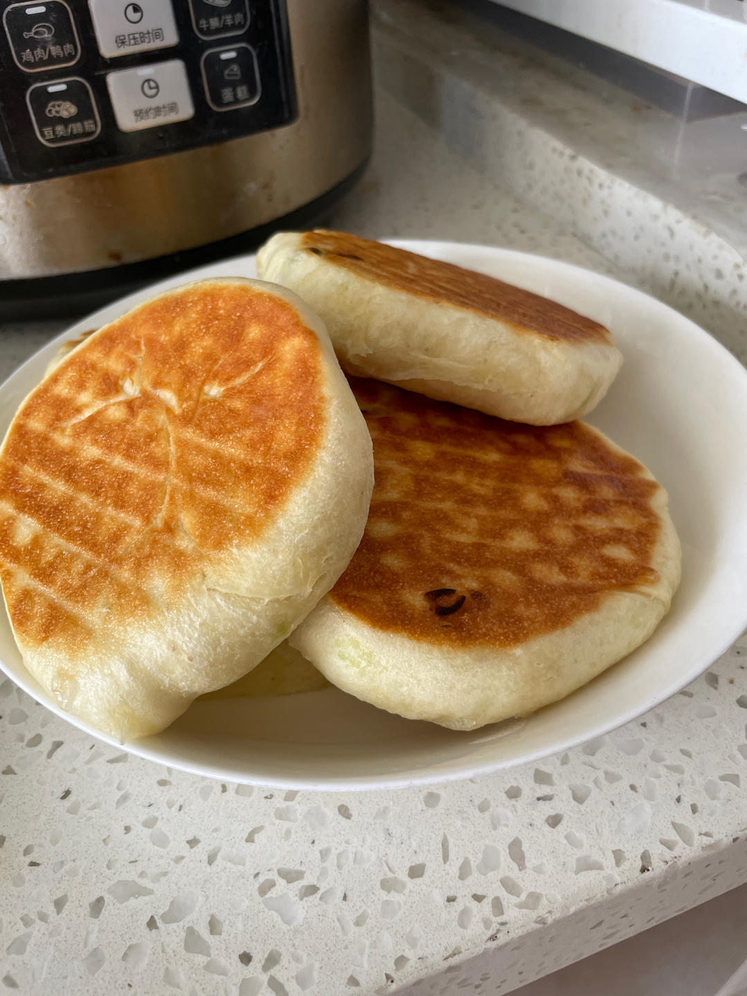 超宣软的发面饼