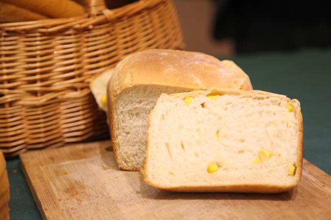 玉米甜面包（九阳面包机版）的做法