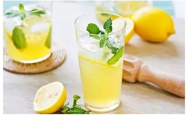 夏日饮品 —— 🍋蜂蜜柠檬茶的做法