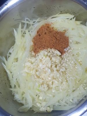 凉拌麻辣土豆丝（香辣餐馆版）的做法 步骤6