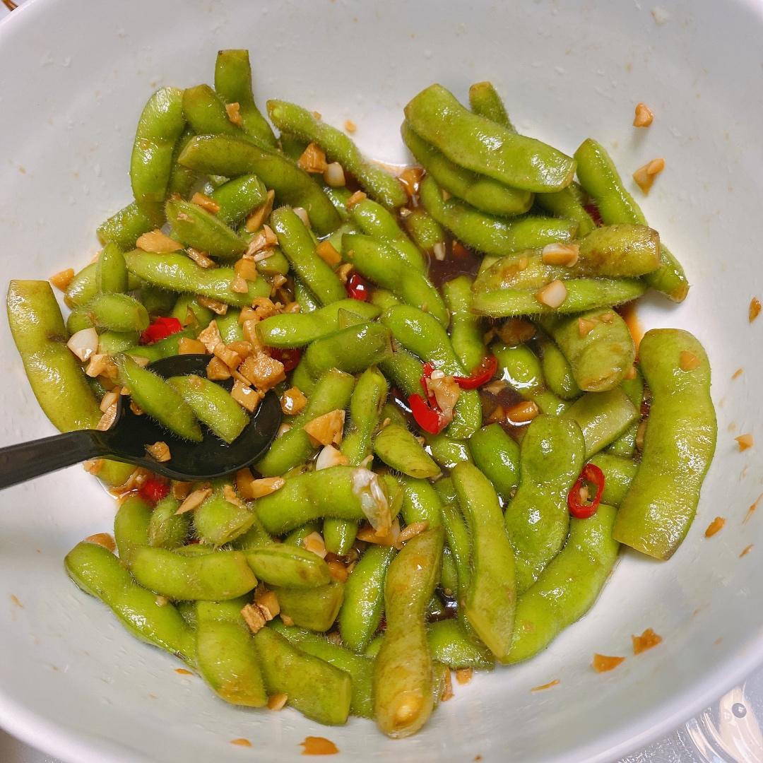 武汉夏夜狂欢菜 | 凉拌毛豆