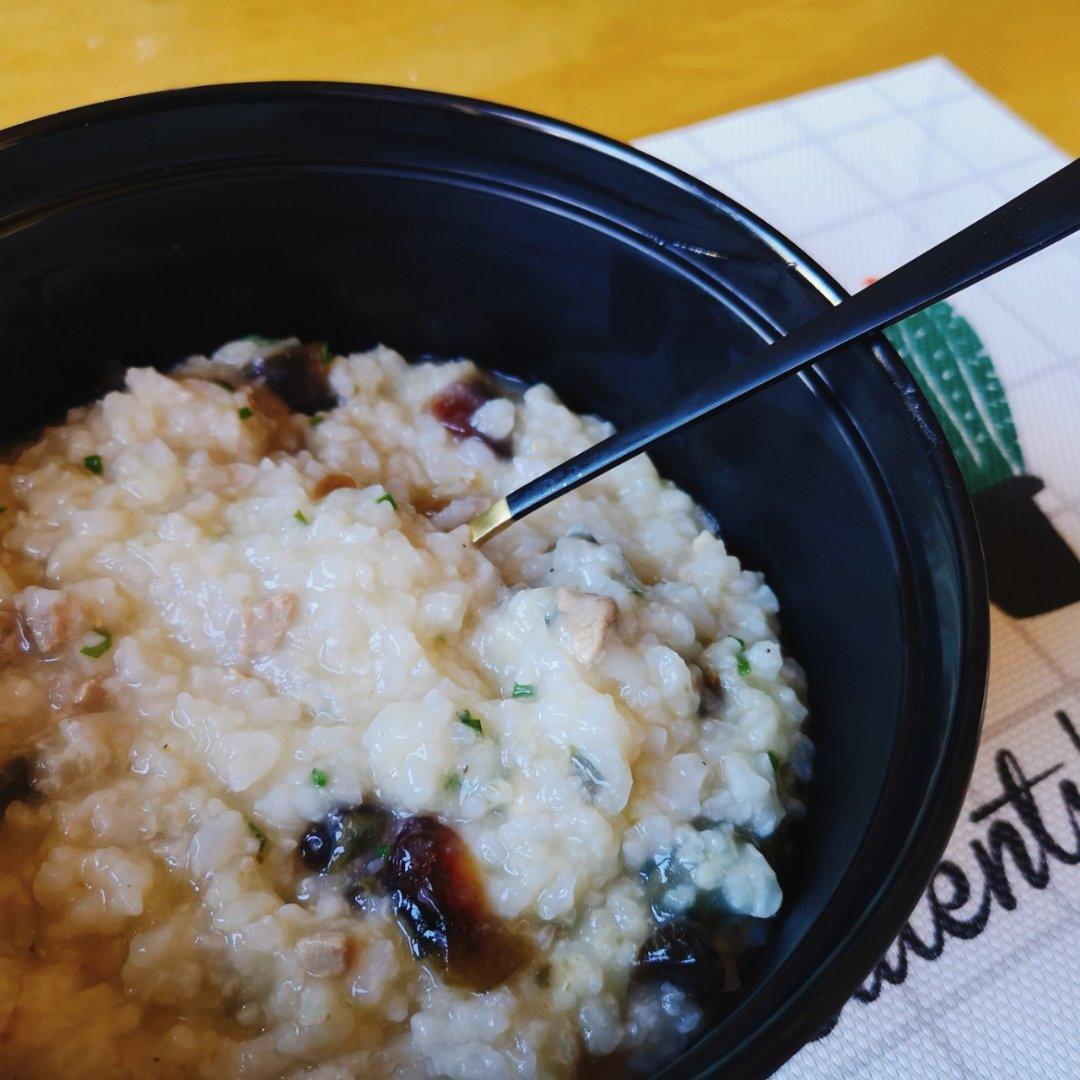 【寝室食堂】电饭煲皮蛋瘦肉粥