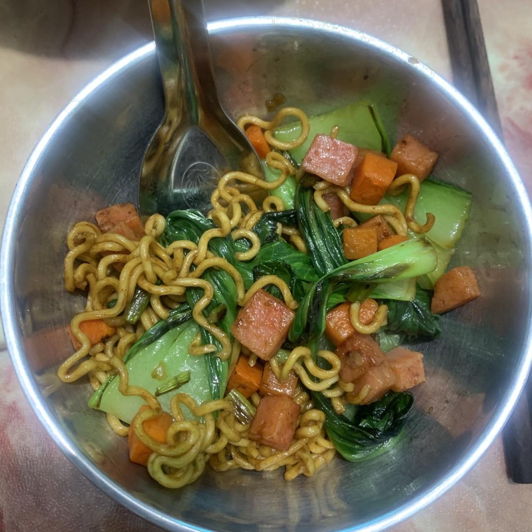 🍜最简单最好吃的家常炒面