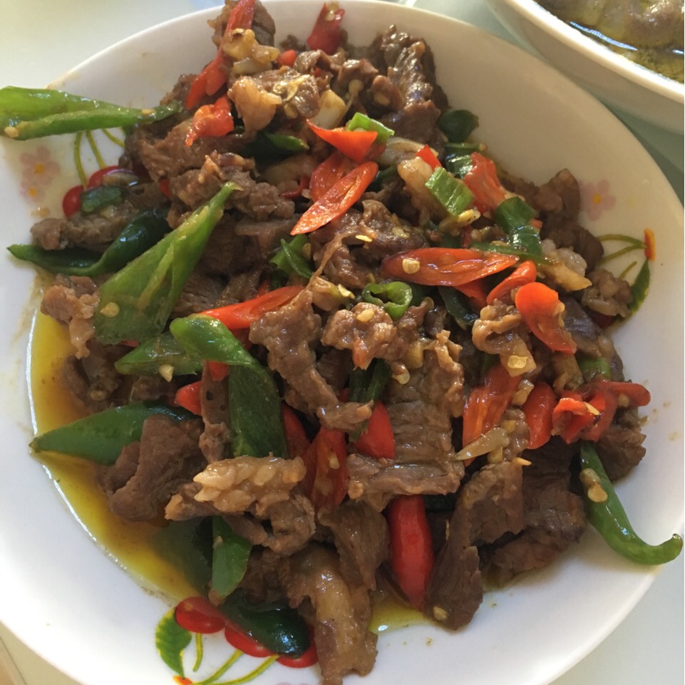 小炒黄牛肉