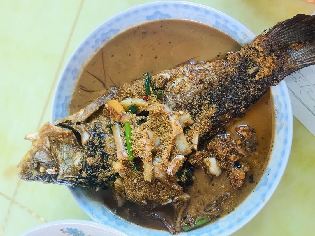 红烧鲫鱼