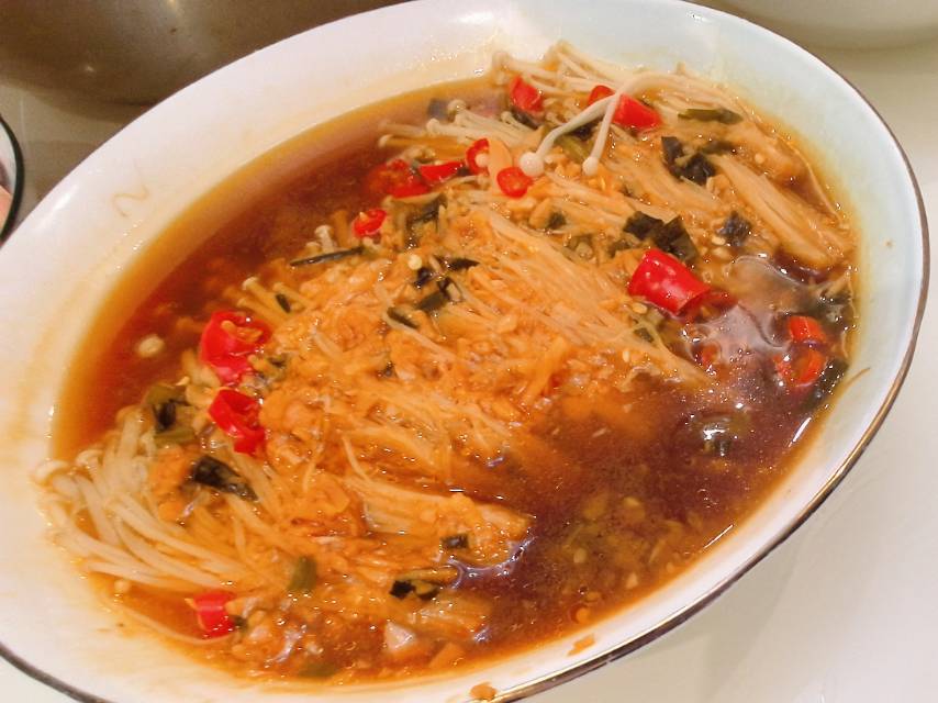 超级下饭的蒜蓉金针菇！好吃到爆