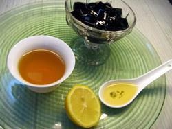 茶香柠味仙草蜜的做法 步骤2