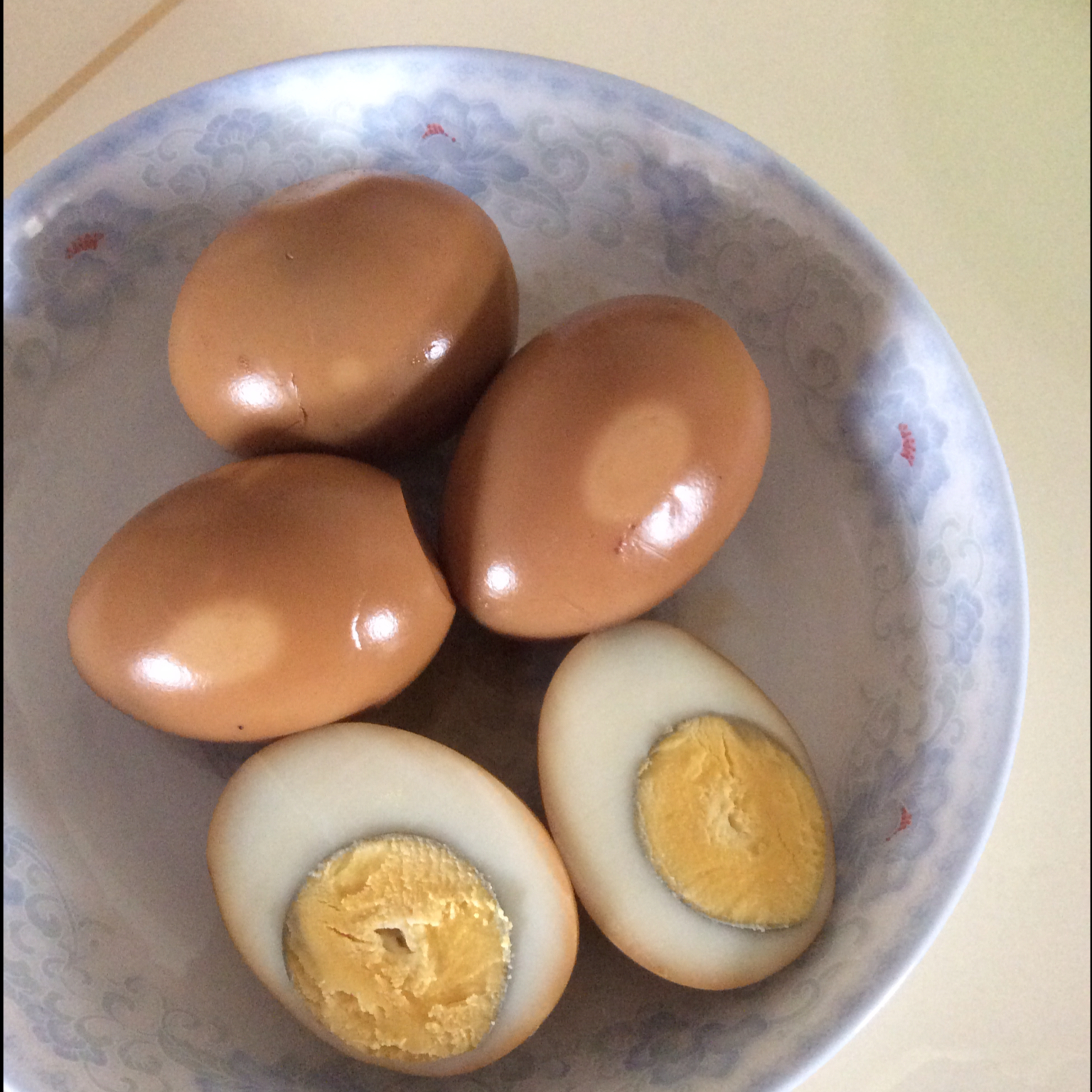 卤蛋