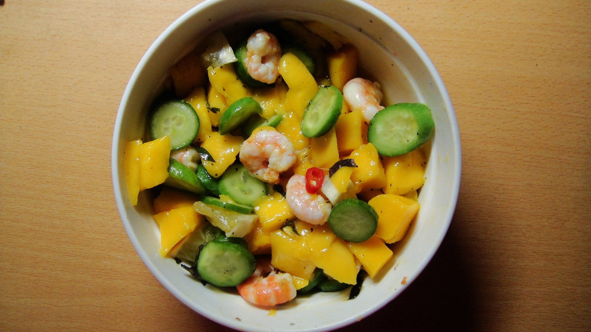 芒果鲜虾沙拉