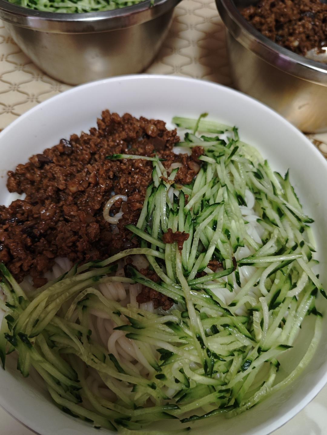 炸酱面