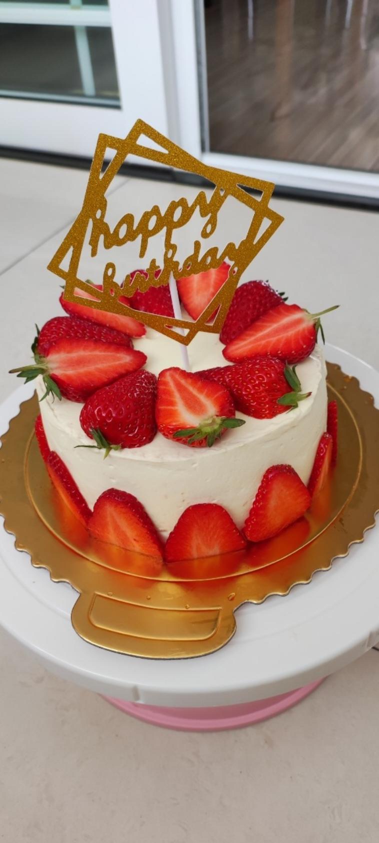 草莓生日奶油蛋糕（八寸）