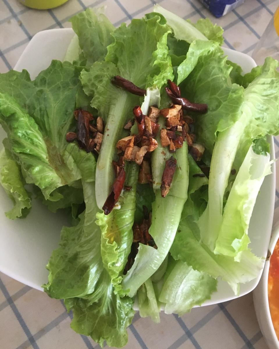 炝拌生菜（简单到不行却又好吃到爆）