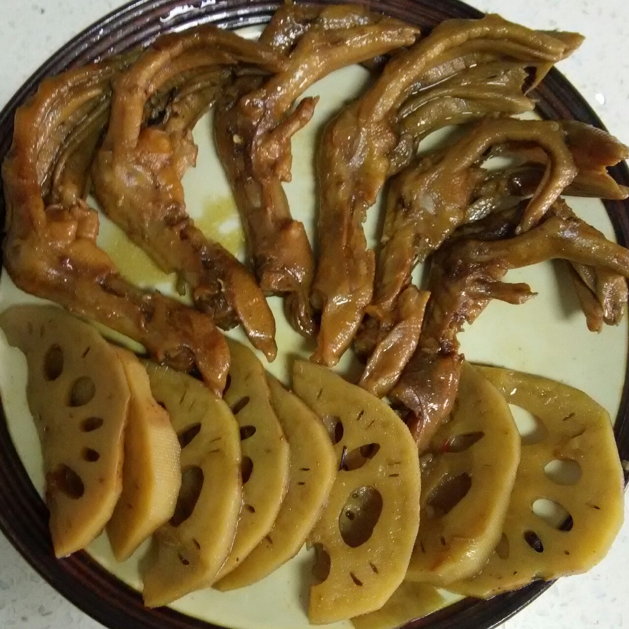 红烧鸭脚（烧不烂的鸭脚）