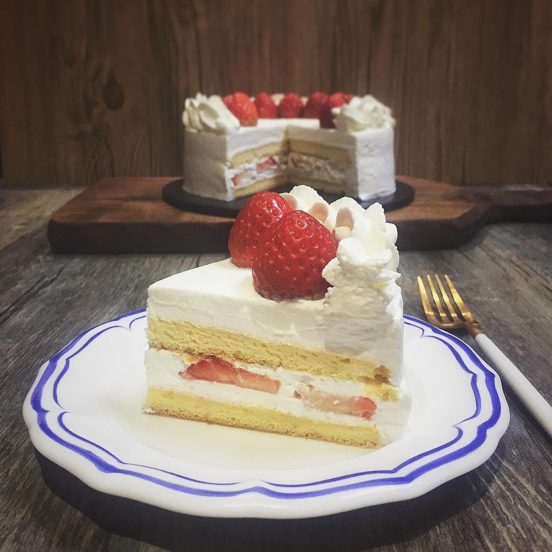 《Tinrry+》草莓奶油蛋糕（8寸配方）