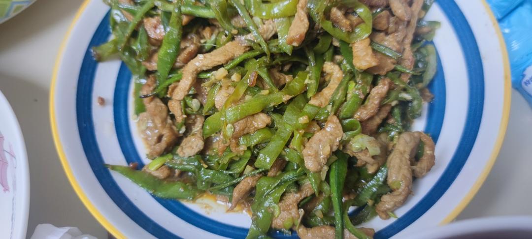 猪耳朵豆角炒肉