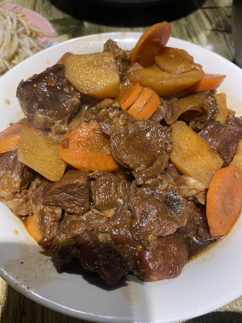 炖牛肉（纯回回版）