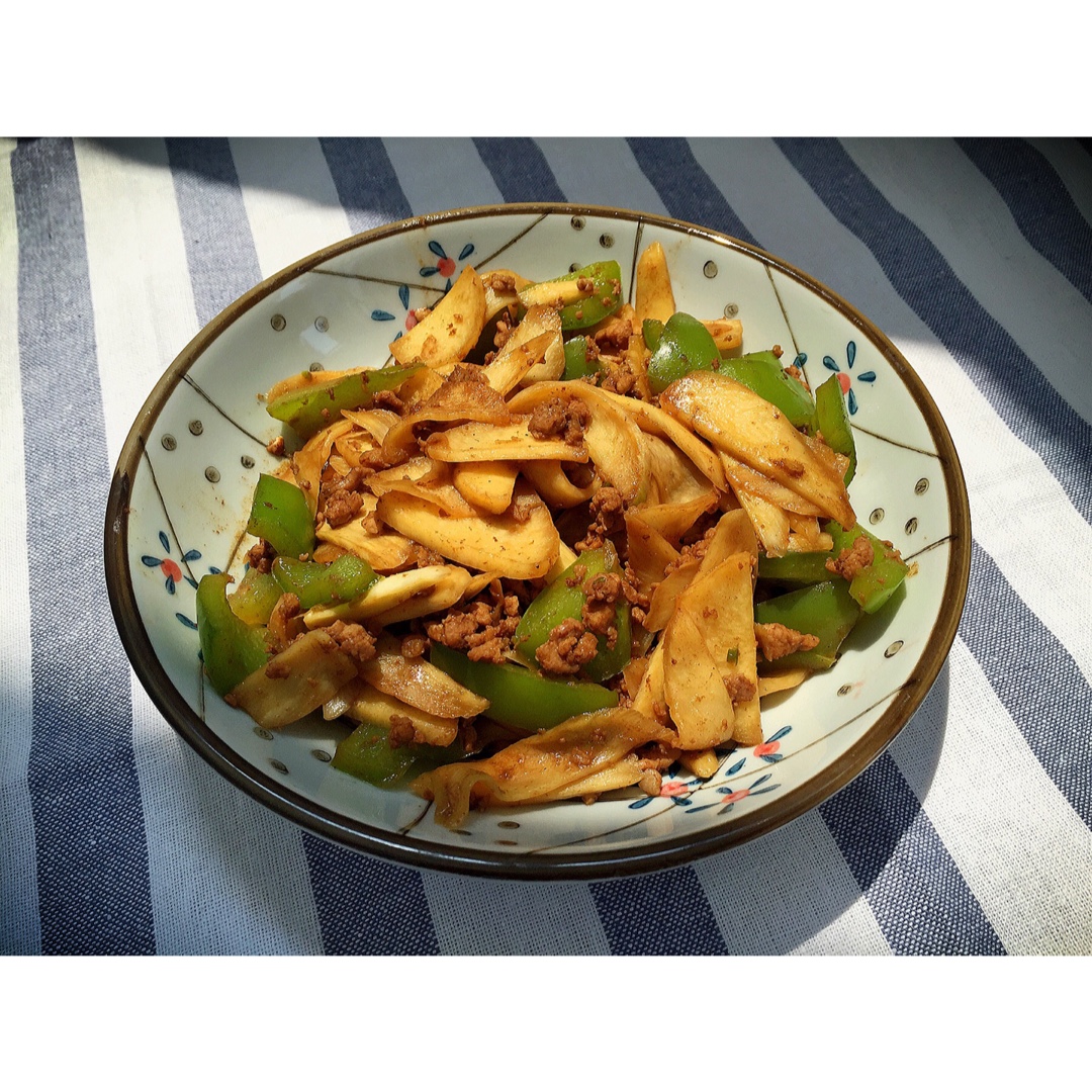 茭白肉丝