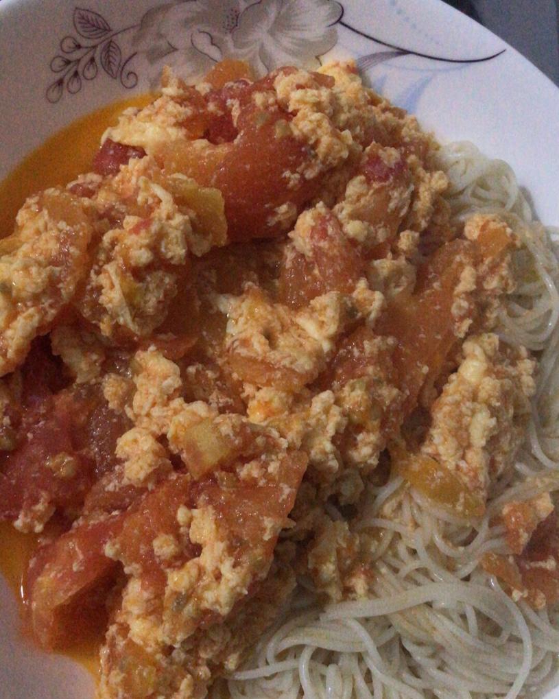 恨不得抱着锅舔的番茄鸡蛋面