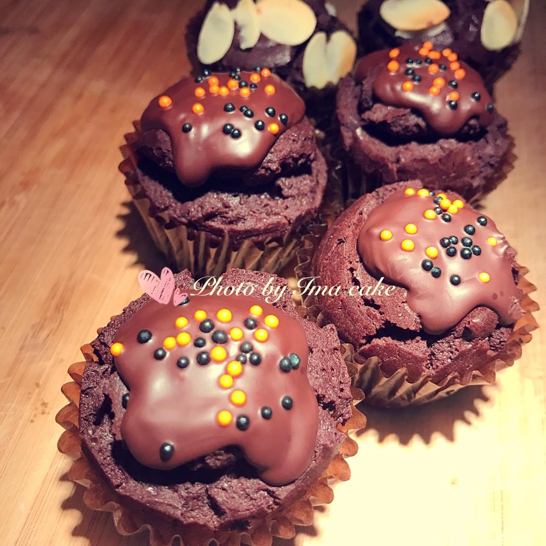 小麻烦的蛋糕开会了