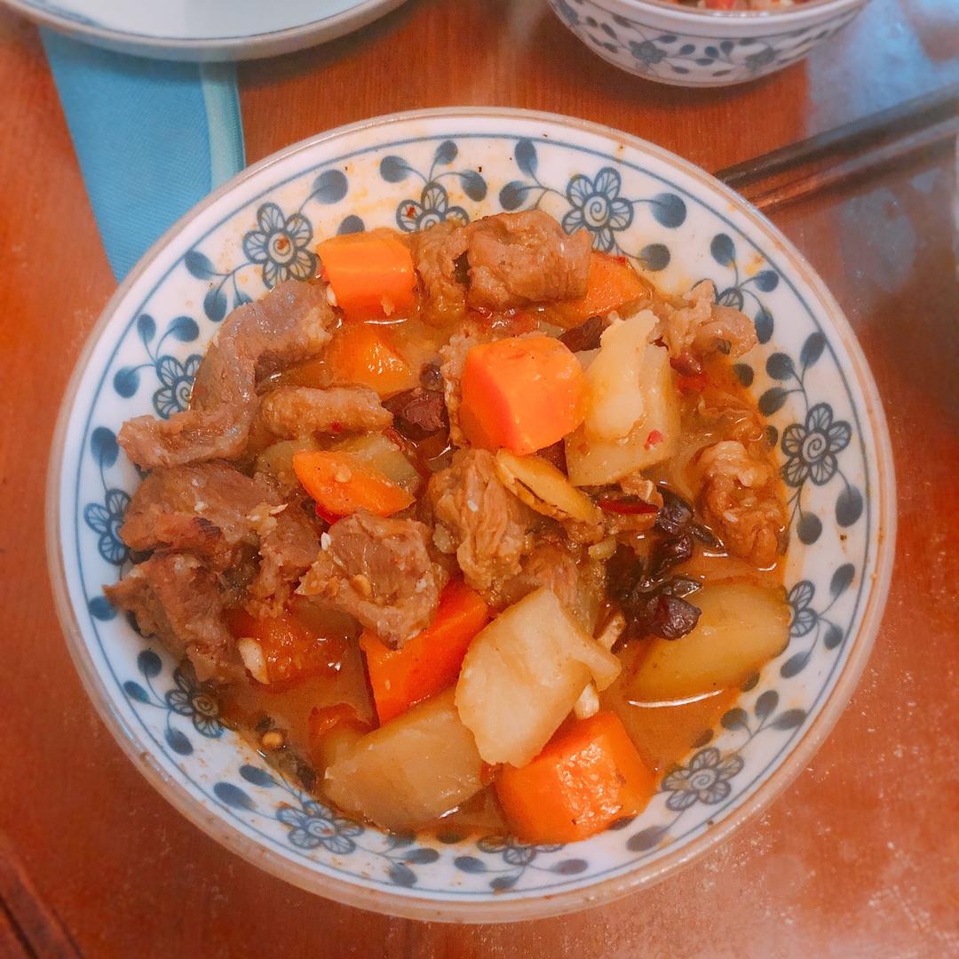 一个话唠包教包会的香浓红烩牛腩