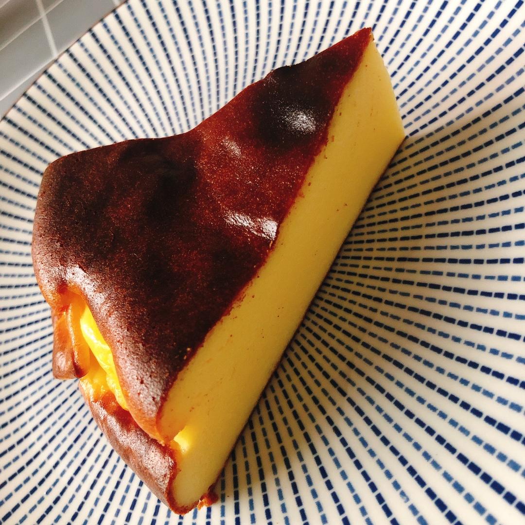 巴斯克式烤芝士蛋糕[超简单][搬运]