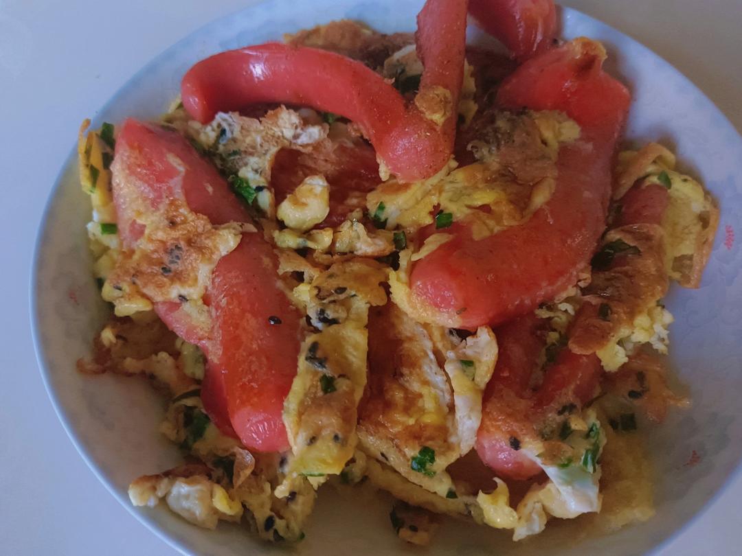 香肠煎鸡蛋