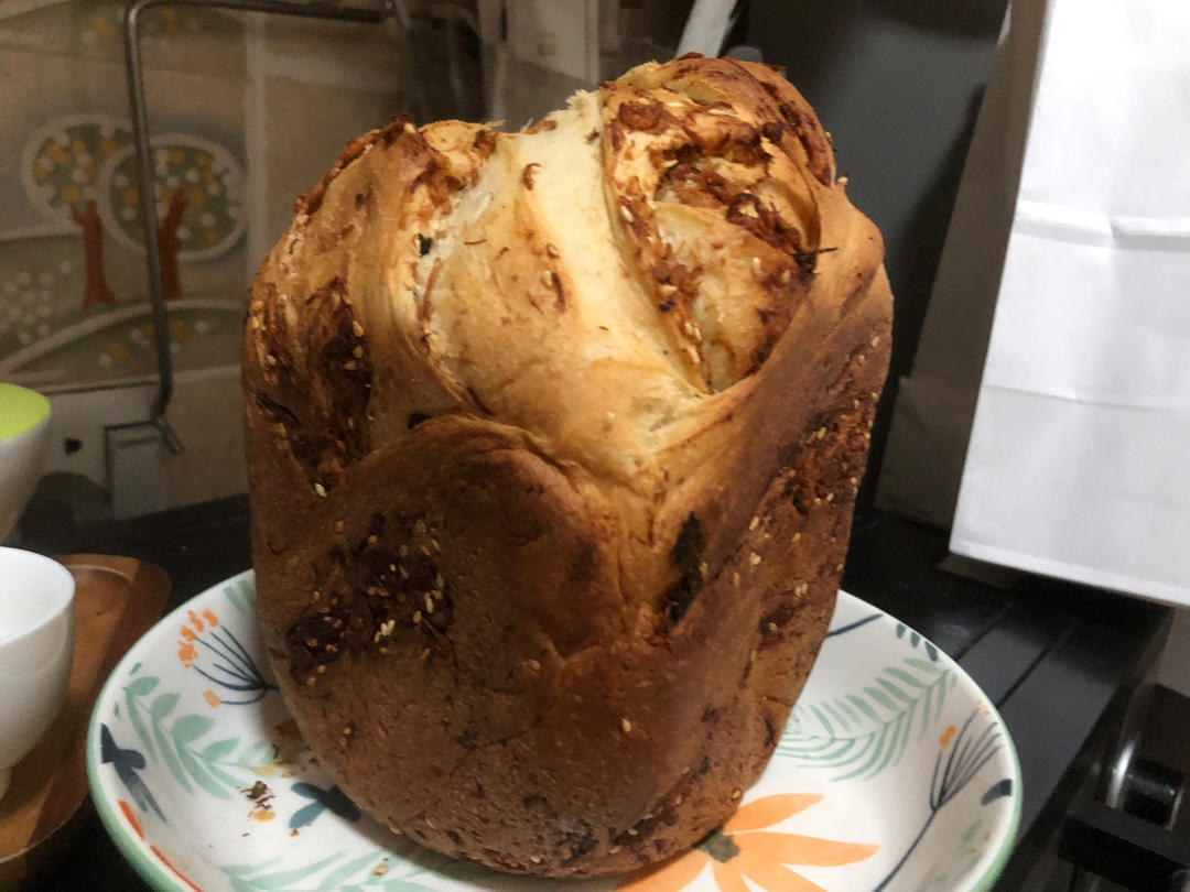 面包机做肉松海苔面包卷