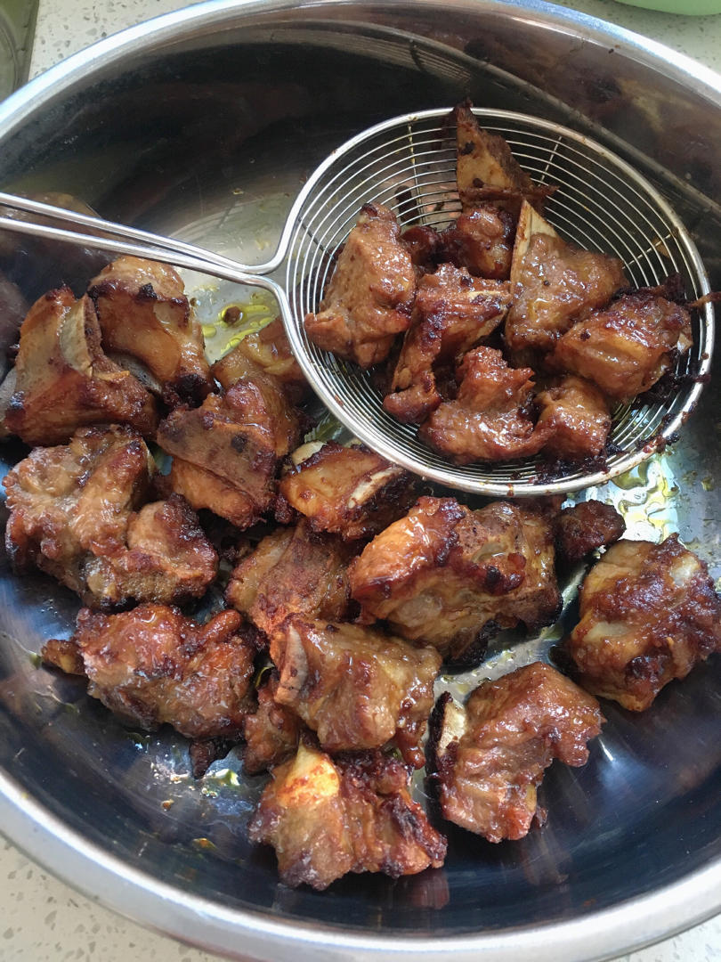 老丁的私房菜-蒜香排骨