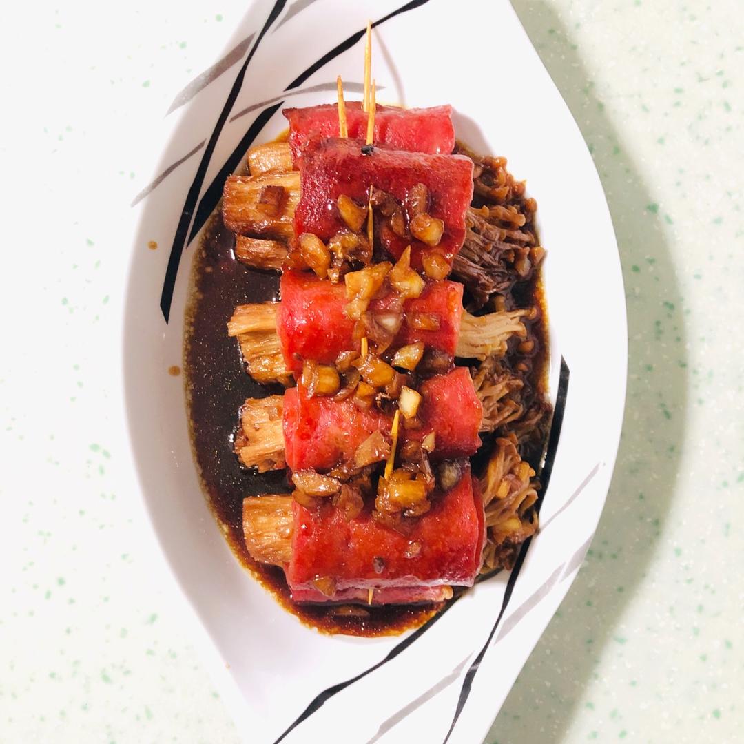 美味又快手的：金针菇培根卷