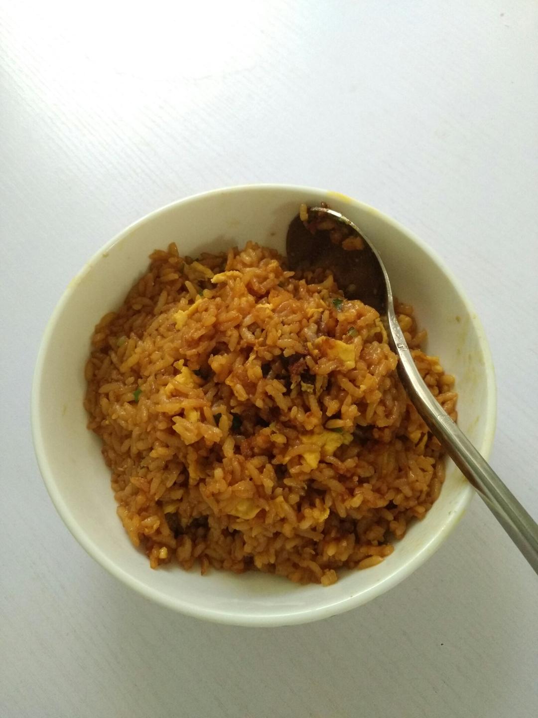 酱油炒饭(超级简单)