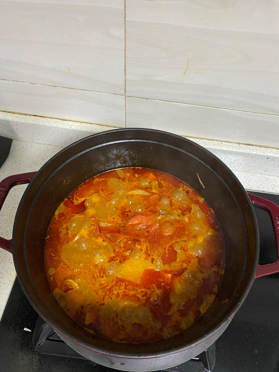 红咖喱鸡块炖杂蔬