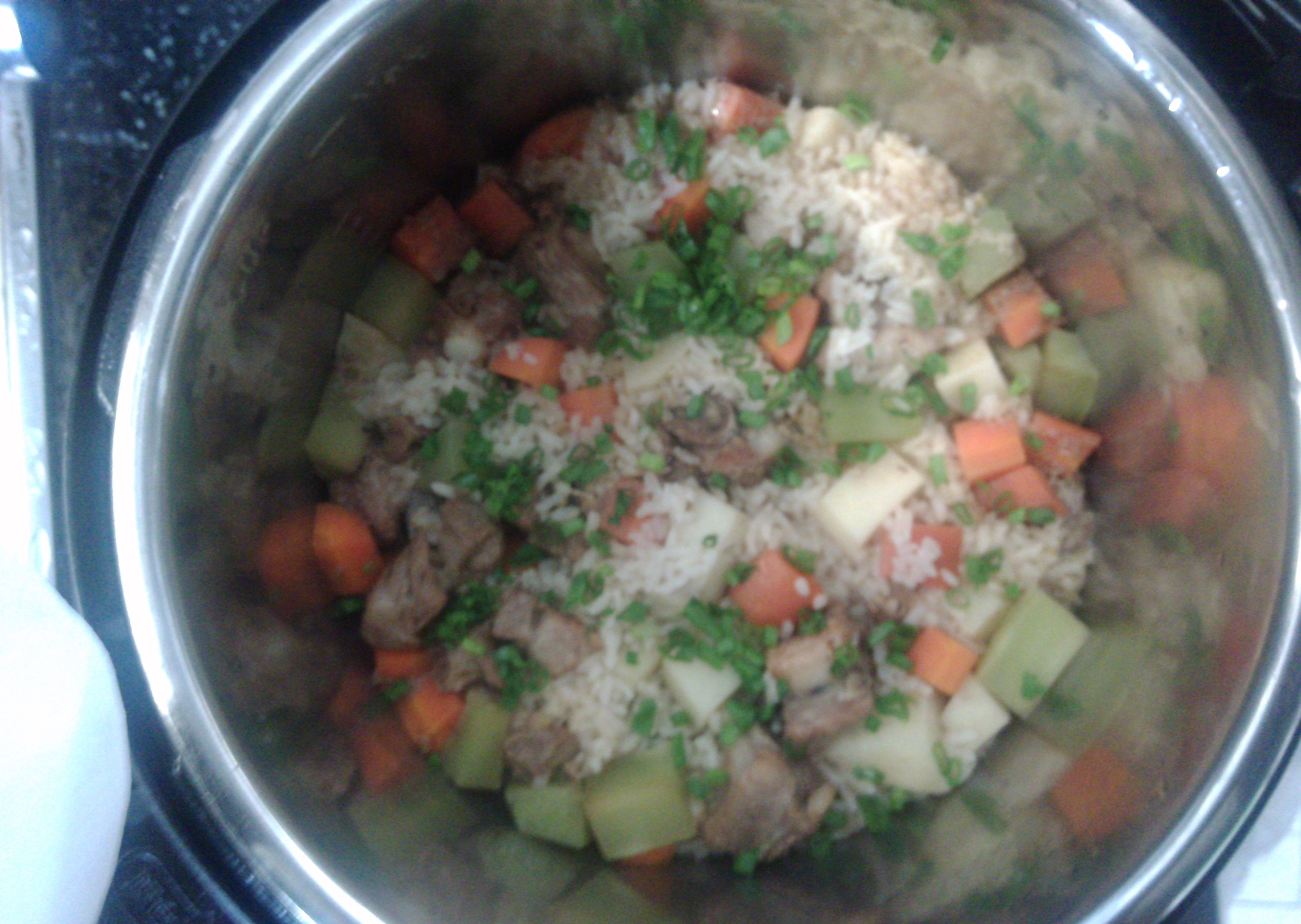 喷香排骨焖饭（爆好吃）