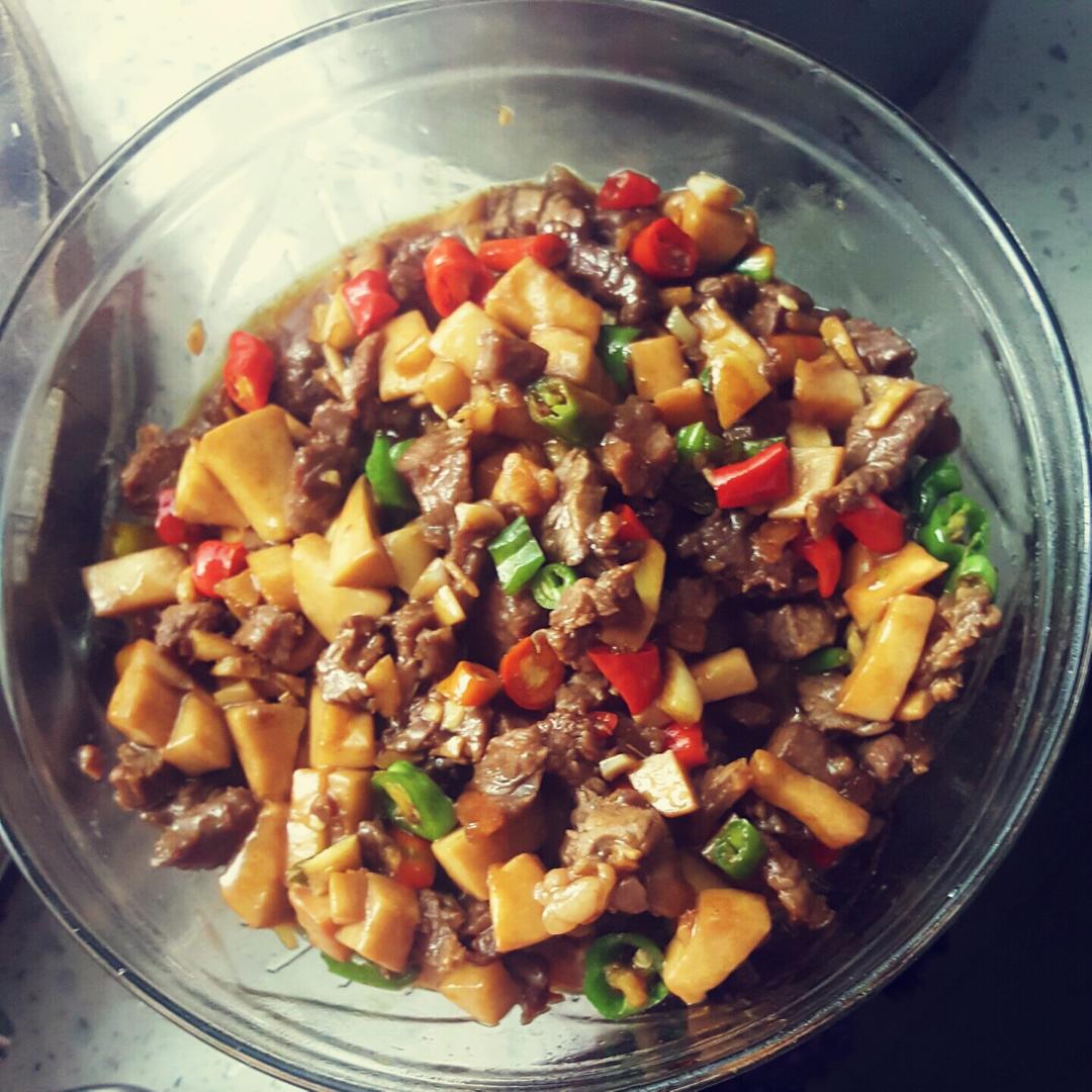 家常菜~杏鲍菇烧牛肉粒
