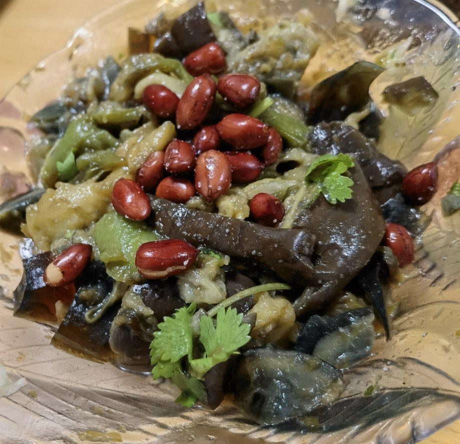 快手小菜▶️擂椒茄子皮蛋