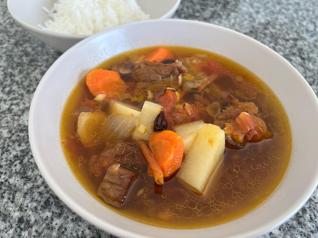 番茄土豆炖牛腩