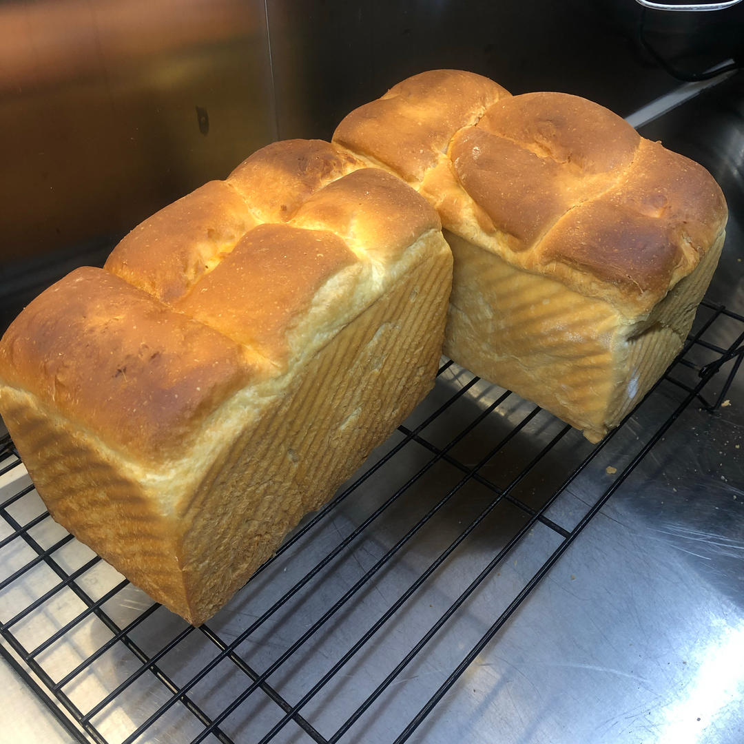 我认为最好吃的吐司🍞重磅奶油奶酪吐司（内含奶油奶酪馅料制作方法）