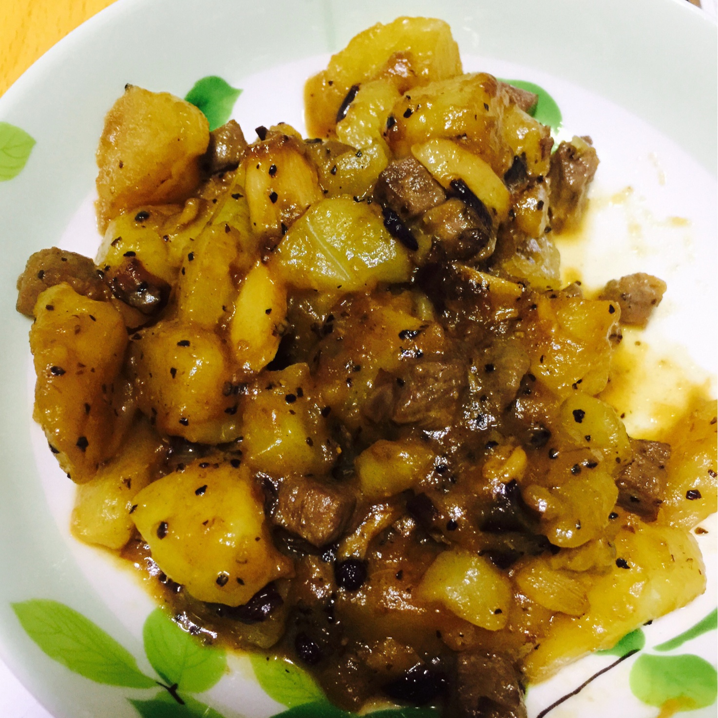 黑椒土豆蘑菇牛肉粒