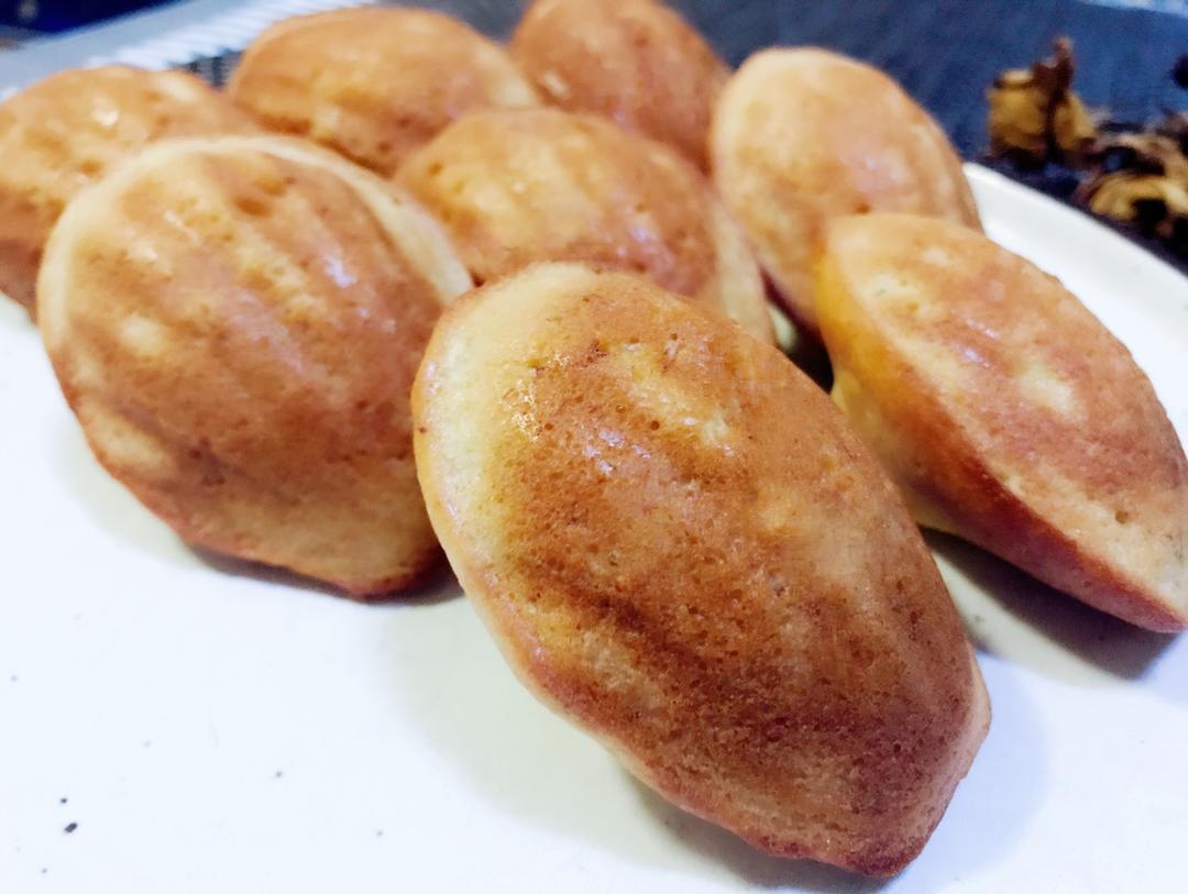 香蕉牛奶玛德琳