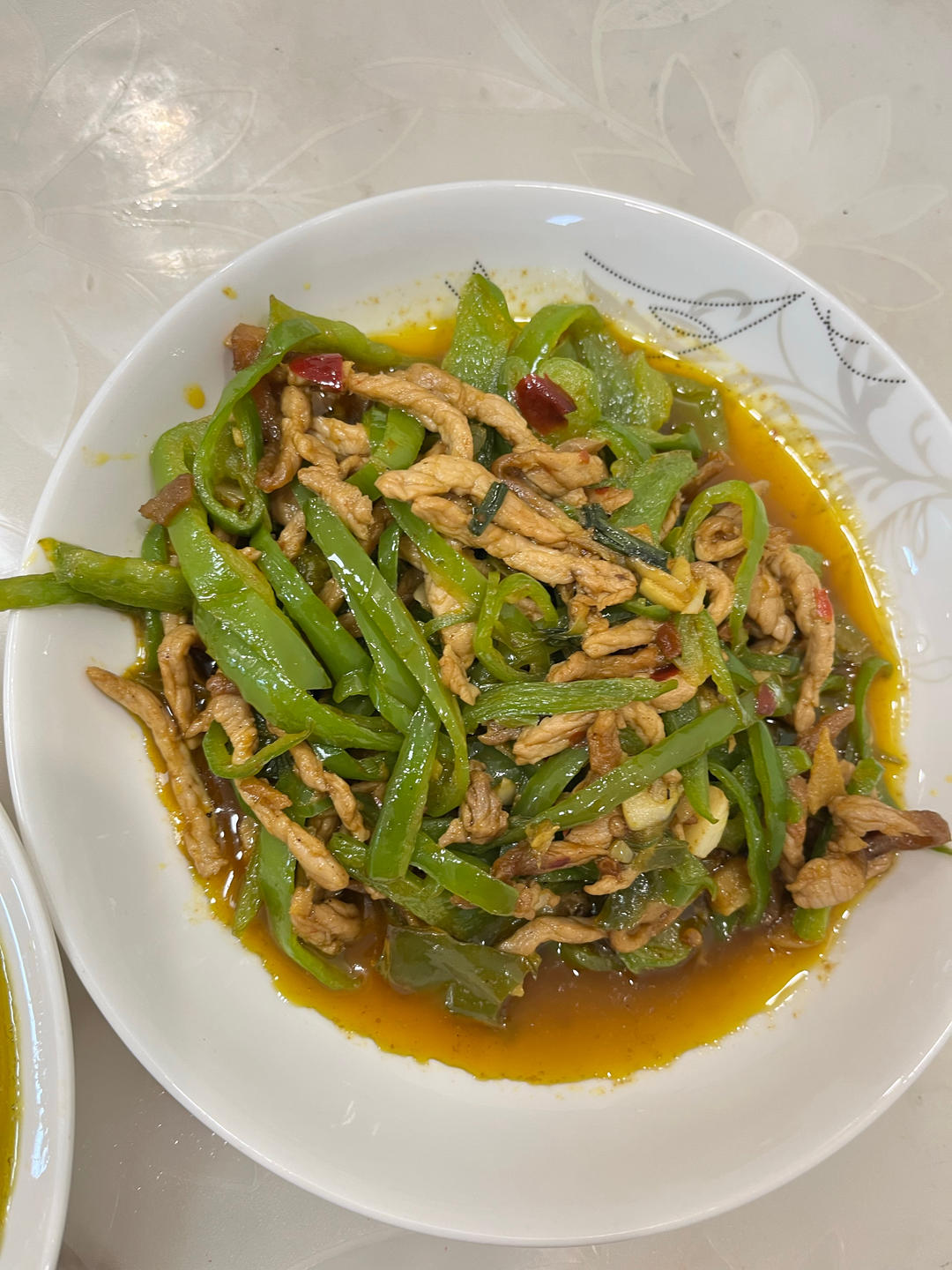 青椒肉丝，这样炒太好吃了。