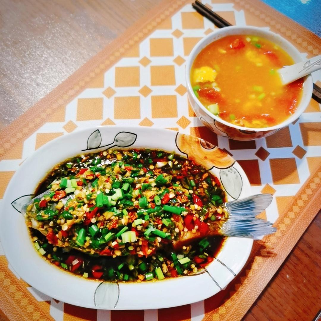 【凉拌鲫鱼】