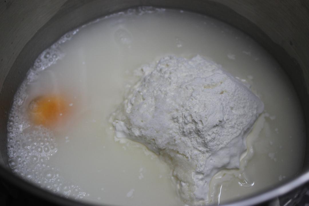 纯奶手撕吐司的做法 步骤1