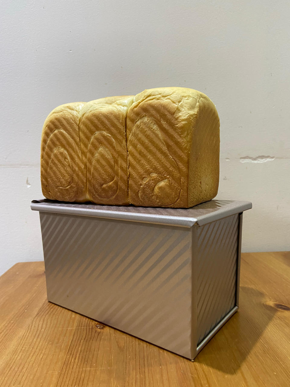 吐司，奶香手撕面包，超级香浓